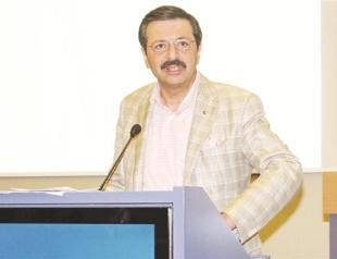 Top boss criticizes local banks