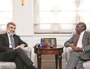 Botswanans may need 4 or 5 children: Minister