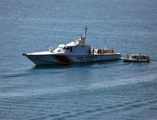 Refugee boat sinks near İzmir, 61 dead