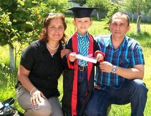 Soldier visited killed soldiers grave a day before his own death