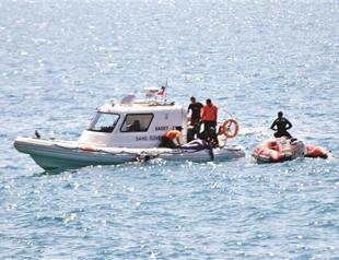 61 refugees drown to death as boat sinks