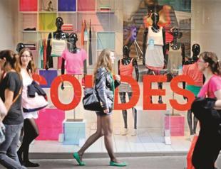 France heads into recession