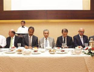 Multiply, Arınç tells minorities