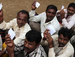 Pakistan frees 48 Indian prisoners as goodwill gesture