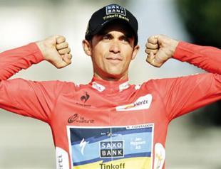 Contador back to action with win