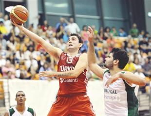 Turkey makes bid to return to Euros