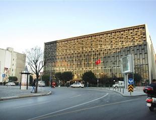 Fire breaks out at Istanbuls AKM