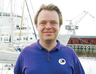 Legalize child porn, Swedish politician says