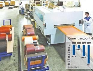 Data tell different things to minister, economists