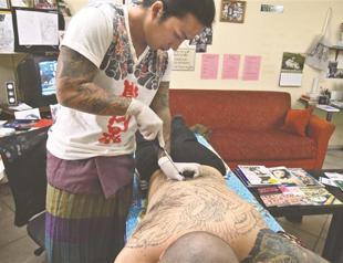 City gets inked at a fair