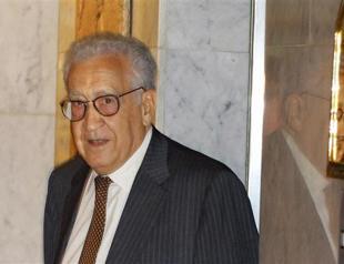 Peace envoy Brahimi arrives in Syria