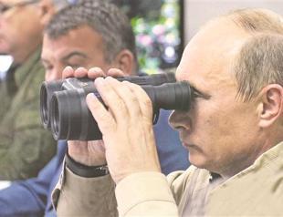 Russia should keep its powder dry: Putin