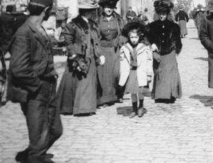 Beyoğlu’s long history reveals in new exhibit