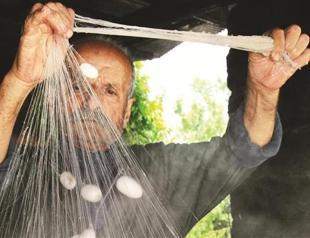 Turning cocoon into silk rope for five generations
