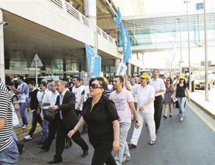 Law banning aviation strikes becomes official