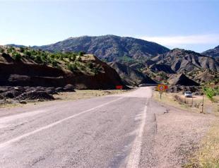 PKK frees kidnapped Briton as Turkish soldiers die in land mine blast