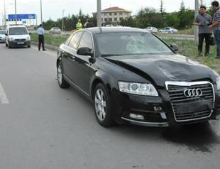 Turkish MPs son released despite injuring mom, child in car crash