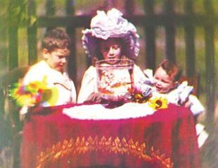 UK museum revives first-ever color film