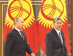 Russia, Kyrgyzstan sign army base deal