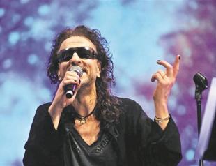 Musician İlhan İrem back on stage after two years