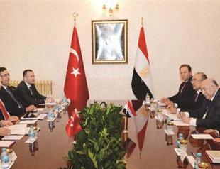 Turkey agrees on $2 bln package for Egypt