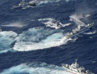 Japan, Taiwan fire water cannon near disputed islands