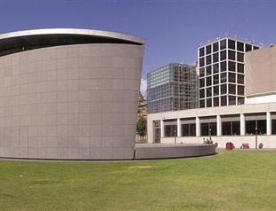 Van Gogh’s Museum closes for a renovation