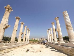 Signs of earthquake revealed in excavation