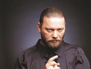 İSKENDER PAYDAŞ TO GIVE İZMİR PERFORMANCE