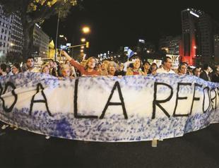 Deadline for Argentina’s media