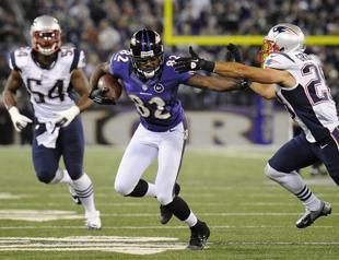 Smith stars after tragedy to spark Ravens over Patriots