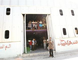 West, Turkey split over aid for Syrians