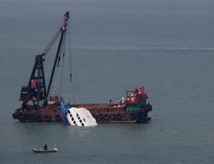Six crew arrested after Hong Kong ferry collision kills 37