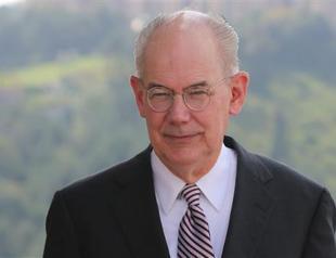 US has stepped back over Syria, academic says