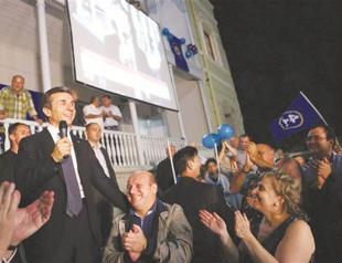 Man hates publicity now becomes top legislator