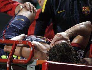 Barcelonas Puyol sidelined for two months