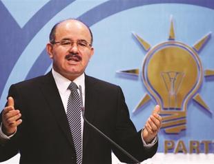 Çelik fires back after CHP leader calls FM ‘an idiot’