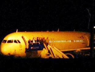 Turkish officials forced Syrian passengers to sign fake papers: Claim