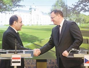 Iraqi PM continues his tour for arms contracts