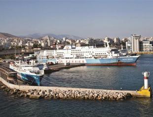 Turkish investors eye ports on other side of the Aegean Sea