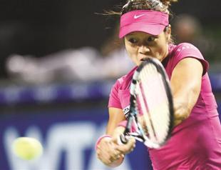 China’s Li thrashes Schiavone in Beijing