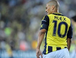 Iconic player Alex leaves Fenerbahçe