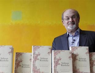 Twitter, Facebook would have raised fatwa danger: Rushdie