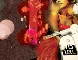 Martina Topley-Bird sings on Garajistanbul’s stage