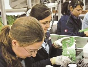 Gov’t to hit breaks as IMF cuts global growth forecast