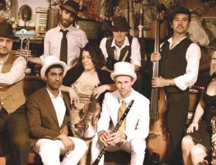 Akbank Jazz hosts electro swing night