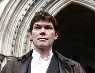 Britain blocks hackers extradition to United States