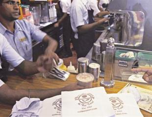 US coffee giant Starbucks taps into tea-loving country