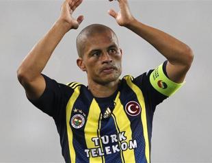 Alex to reveal all in press conference