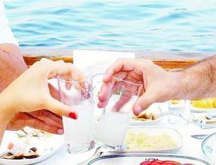 Turks consume second most expensive rakı in the world